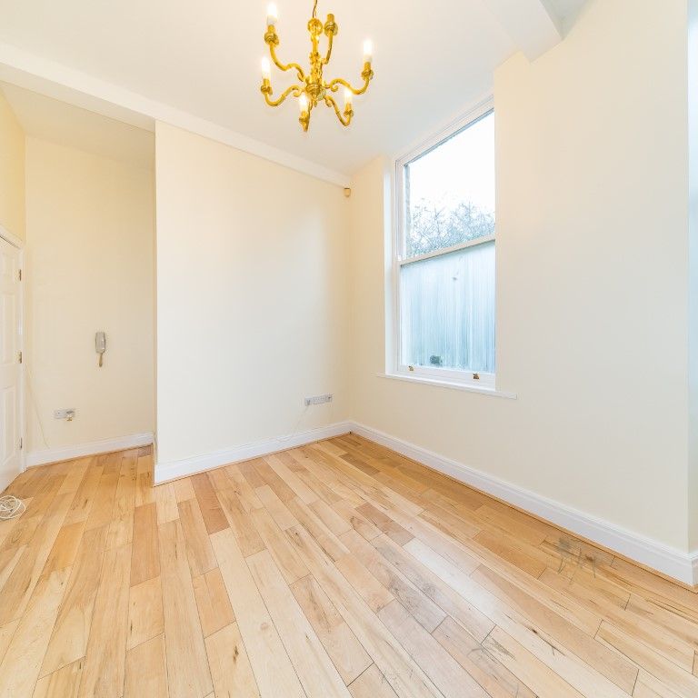 Alexandra Drive, Aigburth, L17, L4, Chiltern - Photo 1