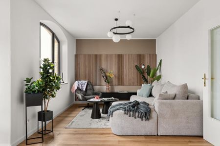 Charlottenburg: Renoviertes 2-Zimmer-Apartment - Photo 2