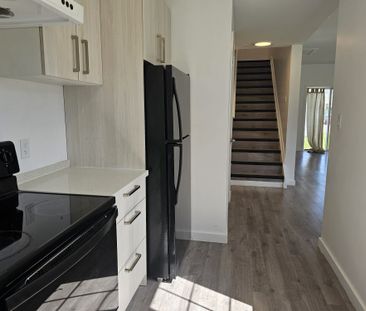 For Lease - 122 Highriver Trail Unit# 36, Welland, Ontario - Photo 5