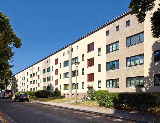 Vorab die Wohnung mit dem 360-Grad-Rundgang besichtigen! - Photo 1