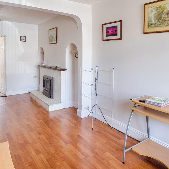 28 Garland Avenue, Lurgan, BT66 6JH - Photo 1