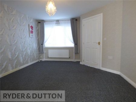 3 bedroom semi-detached house to rent - Photo 2