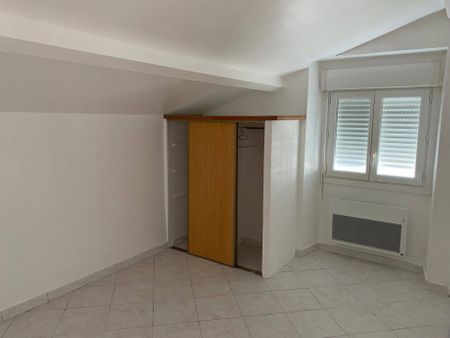 Location appartement 2 pièces 20.8 m² à Saint-Paul-le-Jeune (07460) - Photo 2