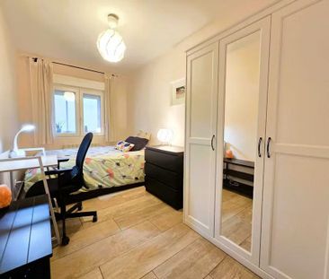 Calle de Ferroviarios, Madrid, Community of Madrid 28026 - Photo 1