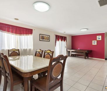 Comfortable Family Living in a Convenient Location - Photo 2