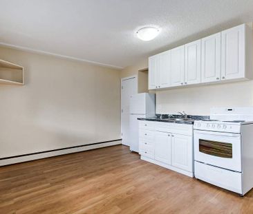 2 Bedroom - Photo 6