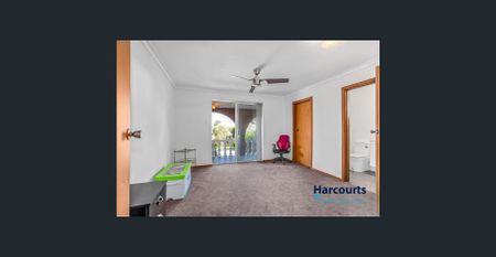 Spacious Family Home in Sought-After Shelley - Photo 3