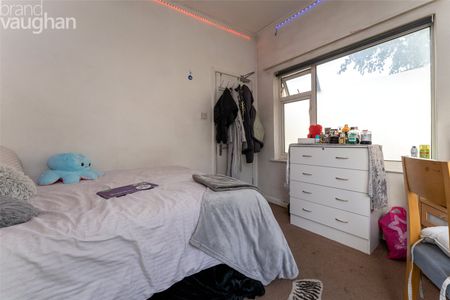 4 bedroom house to rent - Photo 3