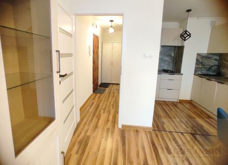 Nowoczesna kawalerka na wynajem – 2 windy - Zdjęcie 2