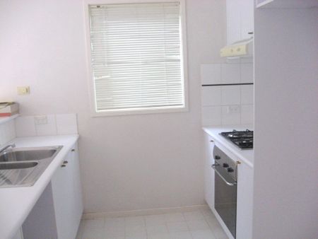 16 Forbes Place - Photo 3