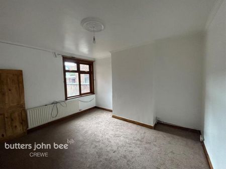 3 bedroom terraced house to rent - Photo 4