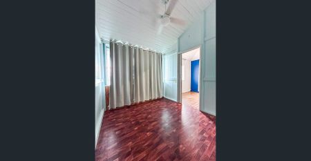 GRAND OLD QUEENSLANDER - COOL BREEZES - MOUNTAIN VIEWS! - Photo 5