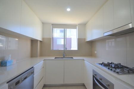 2 Bedroom Apartment - Photo 5