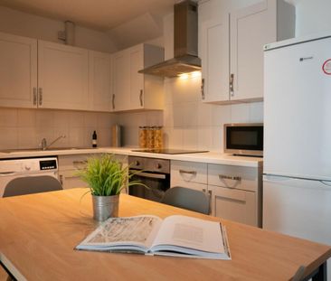 8 bedroom house to rent - Photo 3