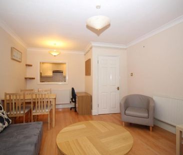 1 bedroom apartment to rent - Photo 2
