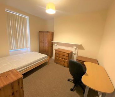 7 bedroom house to rent - Photo 4