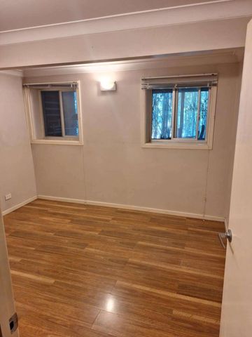 Garden Suburb - Photo 2