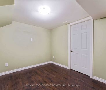 For Lease - 864 Upper Ottawa Street Unit# Basement, Hamilton, Ontario - Photo 3