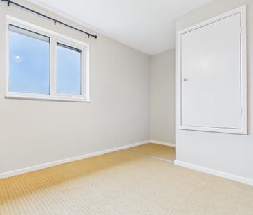 2 bedroom semi-detached house to rent - Photo 2