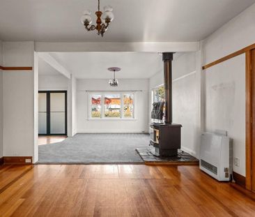 Spacious 5-Bedroom Home Close to Inveresk Campus & Launceston CBD - Photo 1