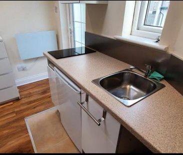 Studio to rent - Photo 3