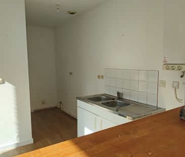 Location Appartement 2 pièces 58m² ELBEUF 76500 - Photo 3