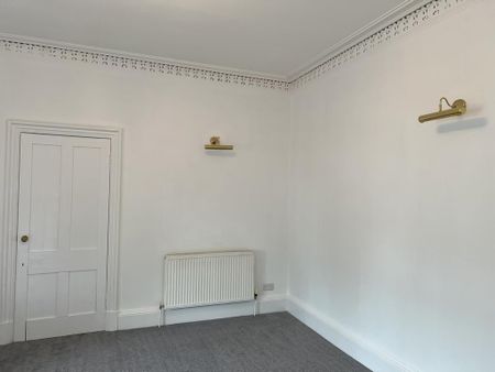 3 bedroom detached house to rent - Photo 5