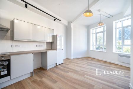 1 bedroom flat to rent - Photo 3