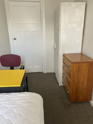 PETONE LIVING - Photo 4