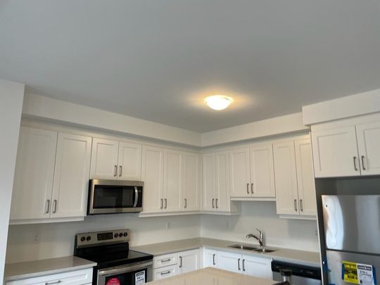 For Lease - 77 Keppel Circle, Brampton, Ontario - Photo 1