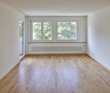 MIETEN OHNE KAUTION Geräumige und zentrale 4.5-Zimmerwohnung - Foto 4