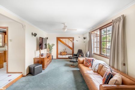 Spacious Family Home in the Heart of Brighton - Photo 3