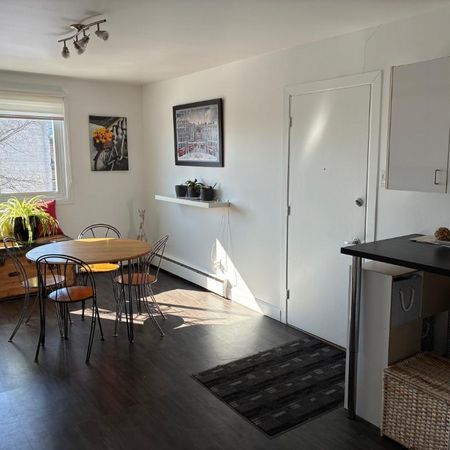 4 1/2 Ste-Foy près des ponts disponible le 1e juillet - Photo 3