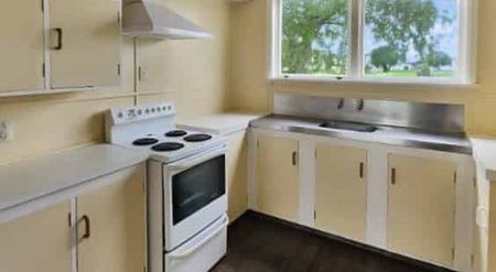 BULLS - 3 BEDROOMS - Photo 5