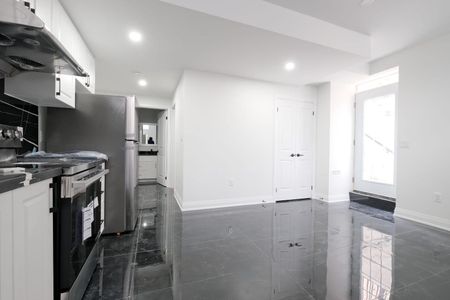 For Lease - 28 Elverton Crescent Unit# Basement, Brampton, Ontario - Photo 2