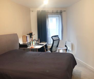 Stunning & Modern One Bedroom Apartment for Rent in London, NW9 - Photo 5