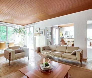 Tout savoir sur cette maison dans le quartier Jonchere-Malmaison-Sa... - Photo 2