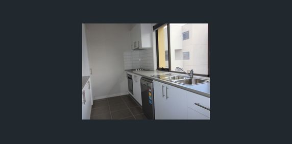 Modern & Spacious 2 Bedroom Townhouse Available! - Photo 2