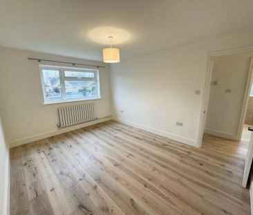 2 bedroom semi-detached house to rent - Photo 2