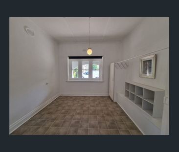 Best Location!! - Photo 4