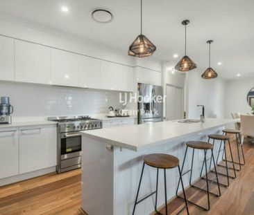 4 Steward Drive, Oran Park - Photo 6