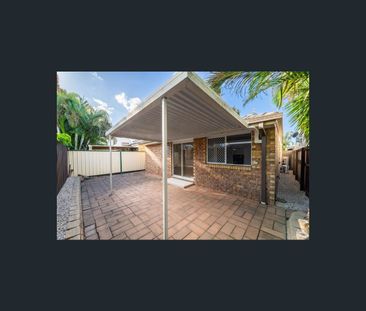 2/106 Nobby Parade, Miami, Qld 4220 - Photo 2