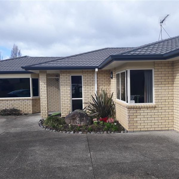 Great Location - Katikati - Photo 1