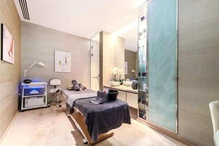 Columbia Gardens, Lilie Square, London, SW6 - Photo 5