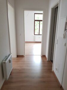 Schillerstr. 3, Wohnung 4 ~~~ Einbauküche, Balkon, Bad mit Dusche, Abstellraum, Keller, Stellplatz - Foto 3