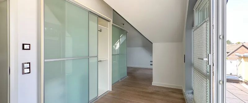 Außergewöhnliche Penthousewohnung auf 2 Ebenen + großer Dachterrasse - Hennef! für 2 max 3 Personen - Photo 1