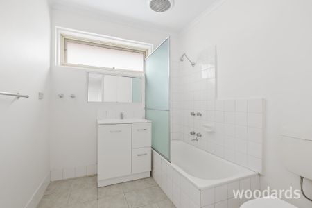 TWO BEDROOM UNIT! - Photo 3