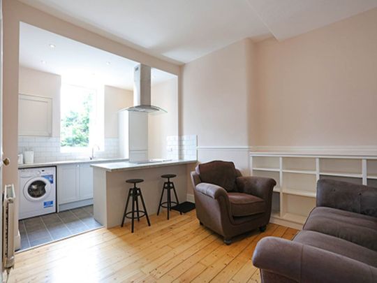 1 bed Flat to rent - Photo 1