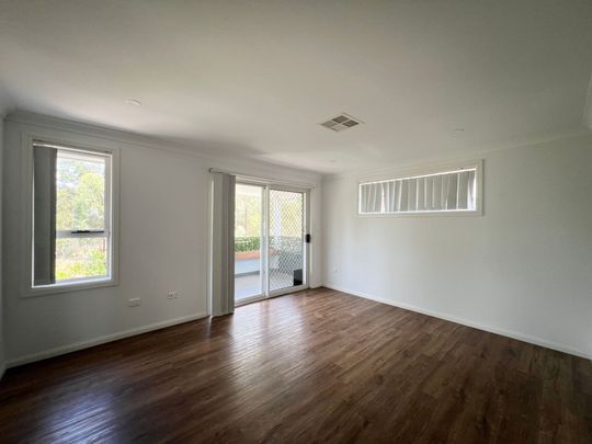 Fresh & Bright 4 Bedroom Home - Photo 1