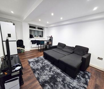 1 Bed Flat, Connaught Towers, CR7 - Photo 3